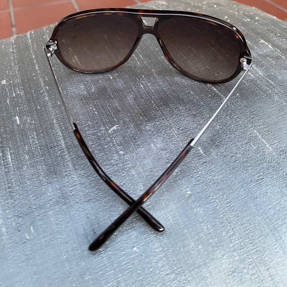 D&G sunglasses - Picture 4 of 8